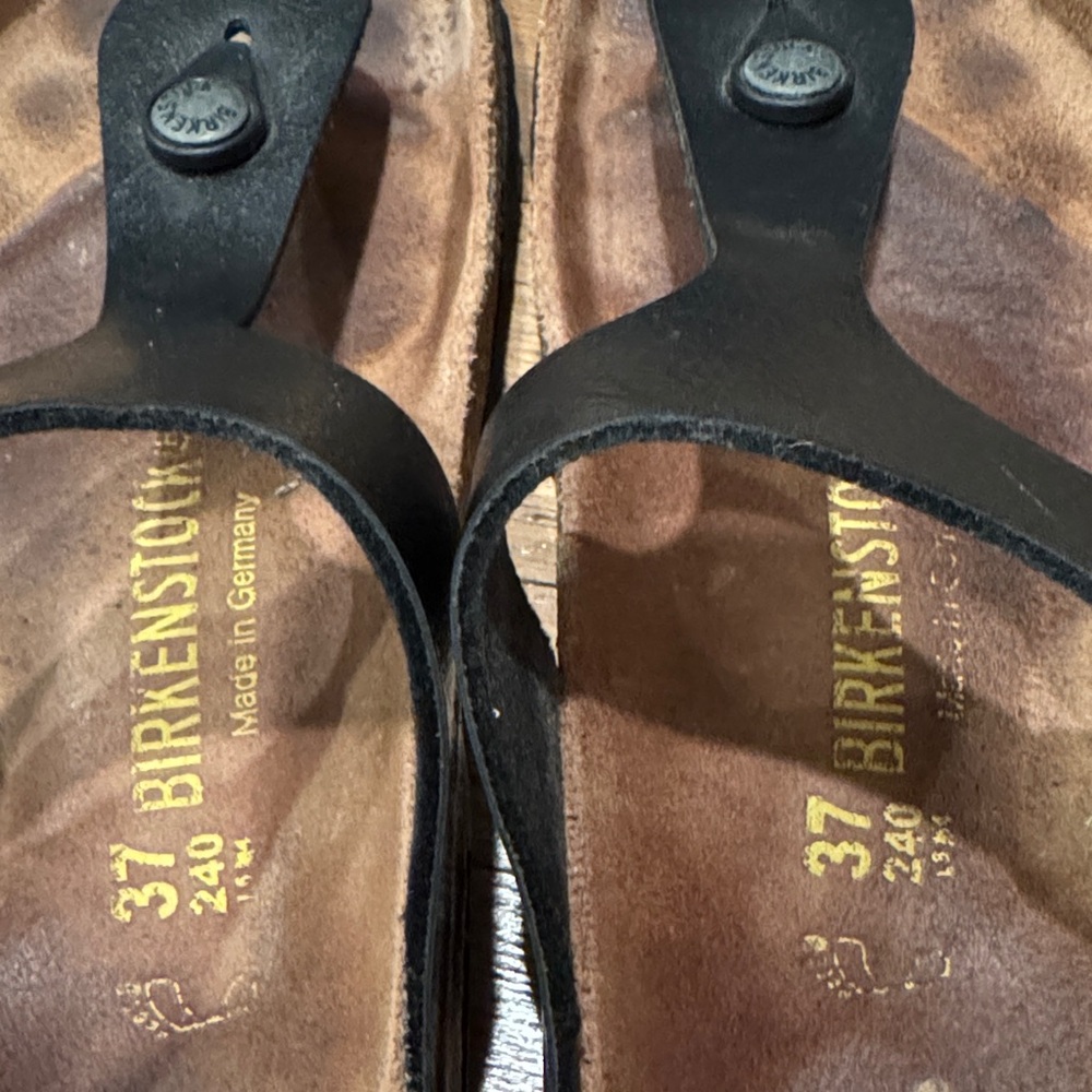 Birkenstock Black Leather Thong Sandals size 37 - Picture 2 of 6